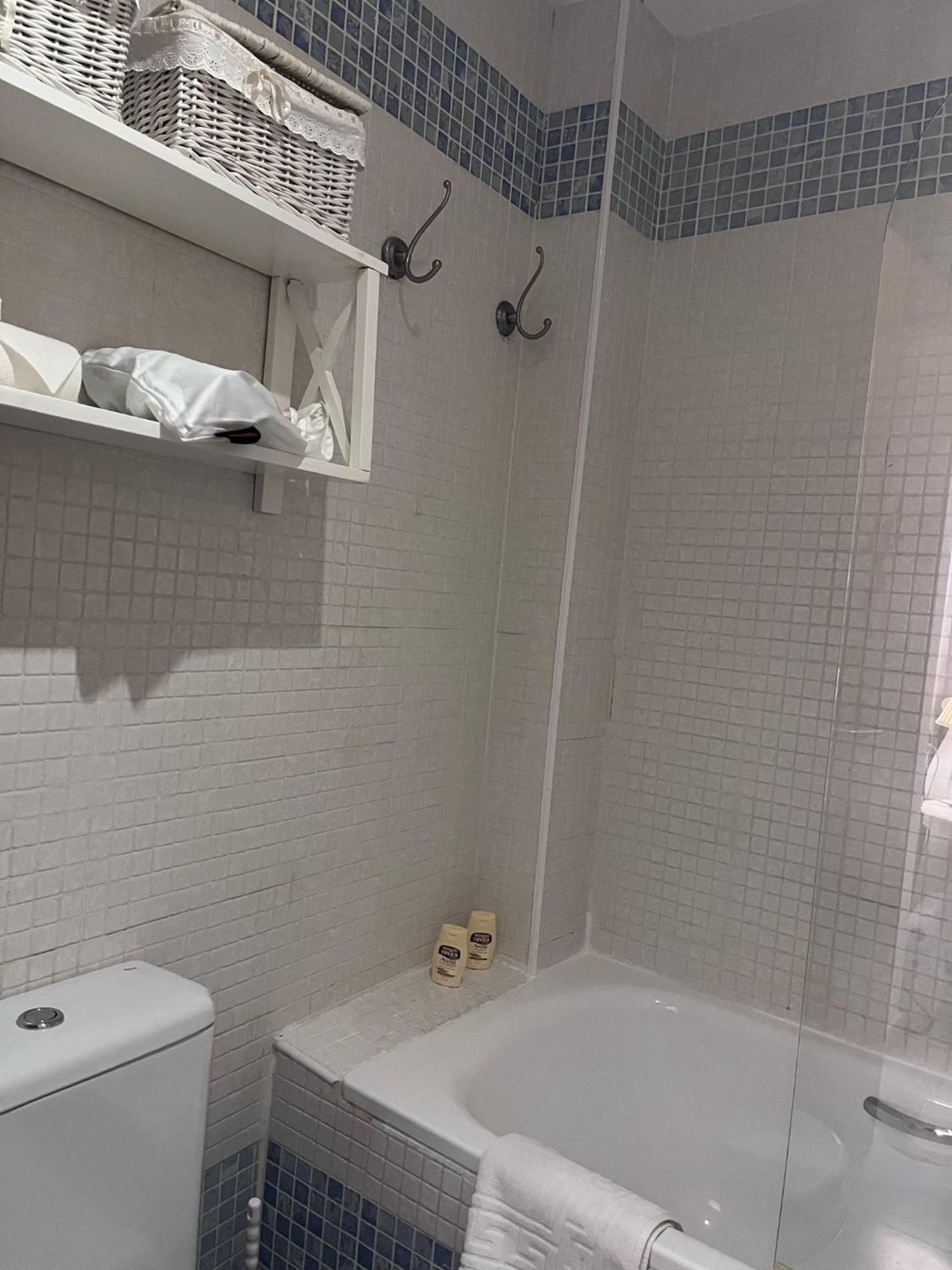 Con Encanto Muy Centrico En Pilatos Ideal Pareja Seville